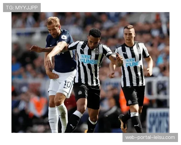 英超：纽卡斯尔1-1阿斯顿维拉，伊萨克点射，沃特金斯扳平